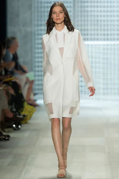 Look 47